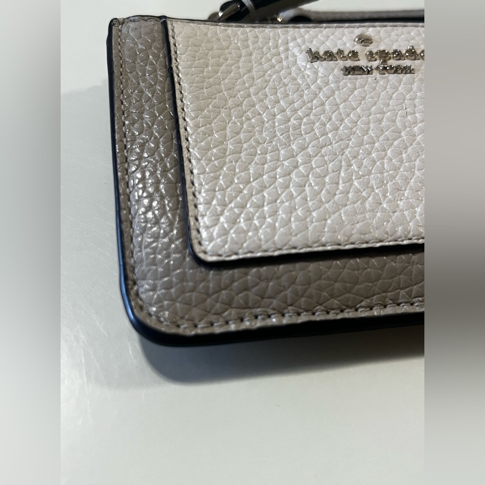 Kate Spade Colorblock Lena Pebbled Leather Wristlet Small CardHolder Cream Taupe - Picture 3 of 10